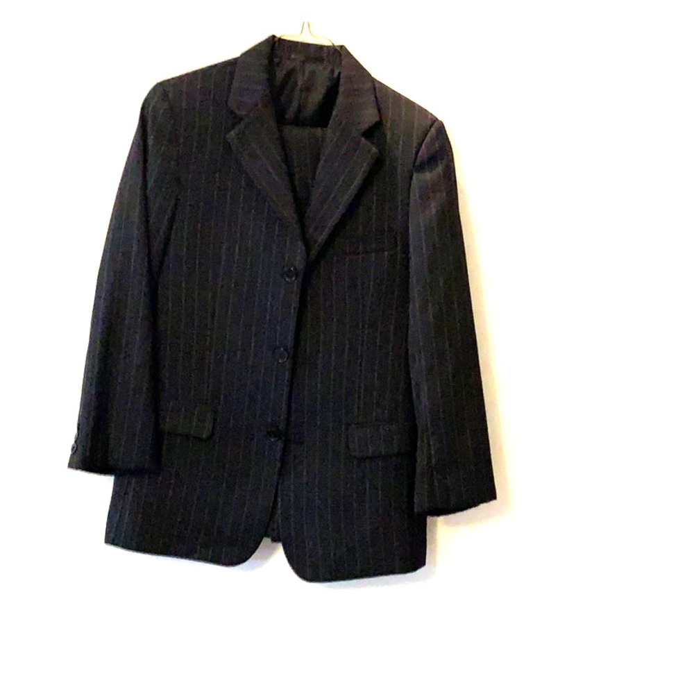Boys size 14 navy suit
